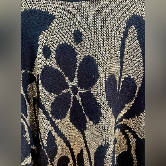 Jane Adams crewneck vintage sweater. Size Medium? Gold and Black. - Picture 4 of 4